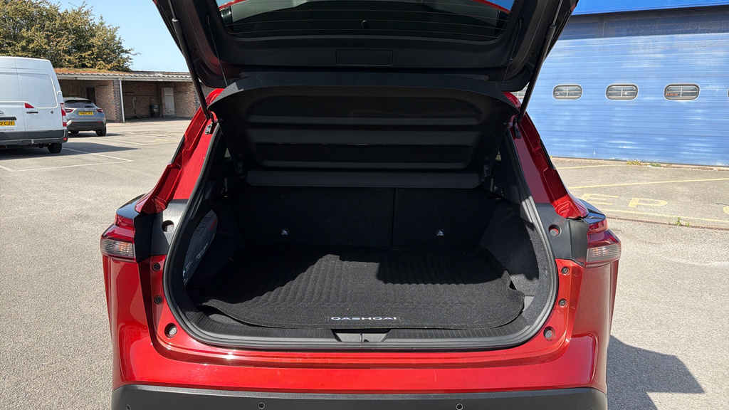 Nissan Qashqai N-connecta FD23JNZ Red #4