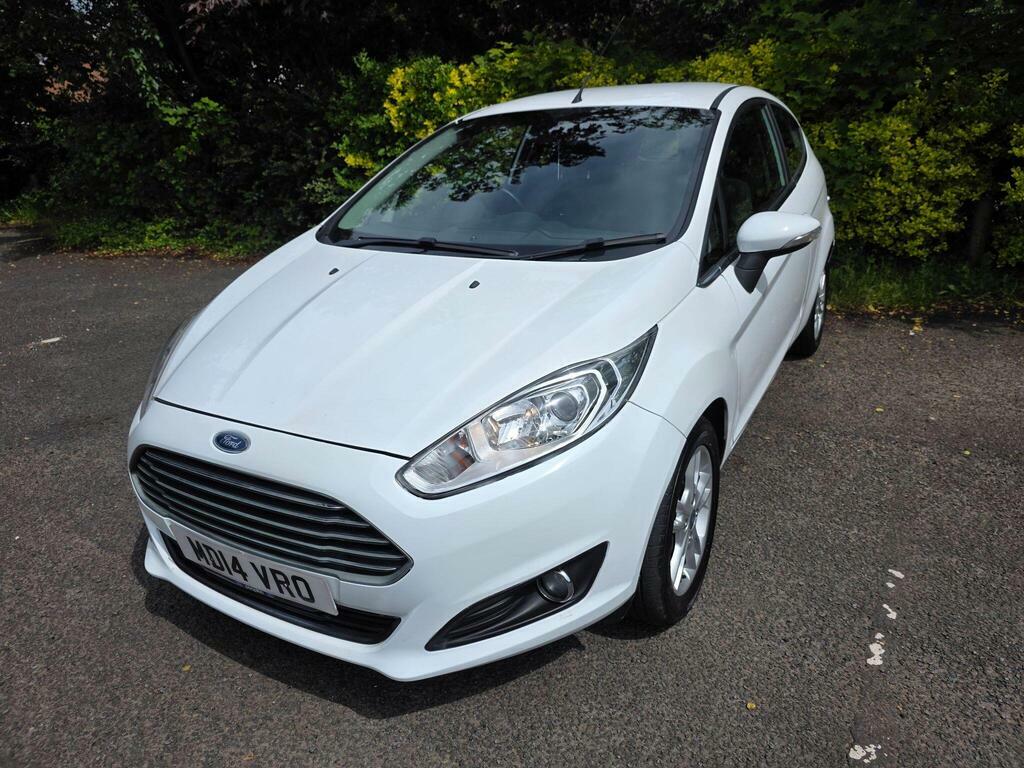 Ford Fiesta 1.25 Zetec Euro 5 MD14VRO White #3