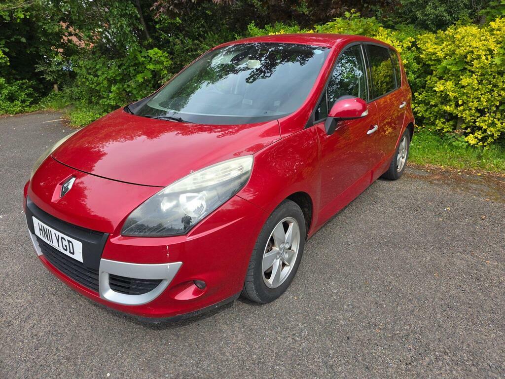 Renault Scenic 1.5 Dci Dynamique Tomtom Euro 5 Red #3