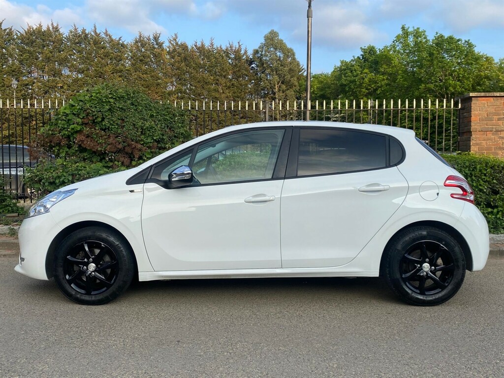 Peugeot 208 1.2 Vti Puretech Style Euro 6 WJ15AEN  #2