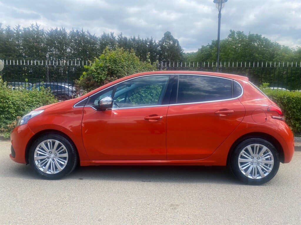 Peugeot 208 1.2 Puretech Allure Hatchback Eu RF18AEK  #4