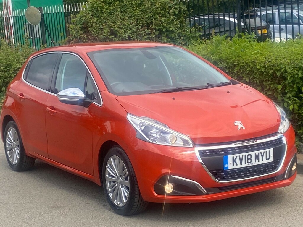 Peugeot 208 1.2 Puretech Allure Hatchback Eu 