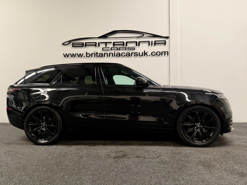 Land Rover Range Rover Velar 2.0 R-dynamic Se YR70HAO Black #2