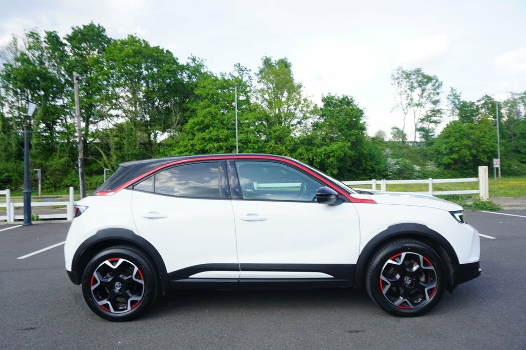Vauxhall Mokka-e Suv BW73RVR White #3