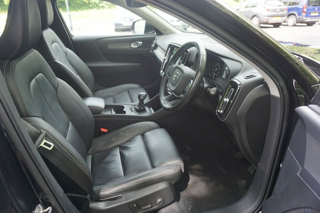 Volvo XC40 1.5L Inscription Pro WK70YRC Black #4
