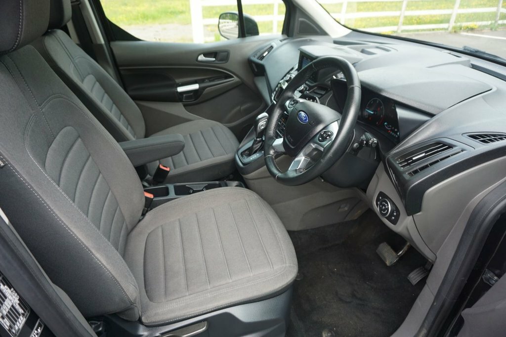 Ford Tourneo Connect 1.5L Titanium Black #5