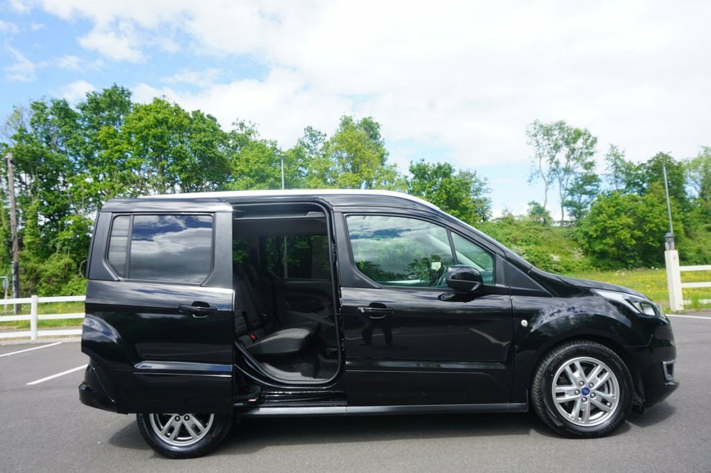 Ford Tourneo Connect 1.5L Titanium Black #3
