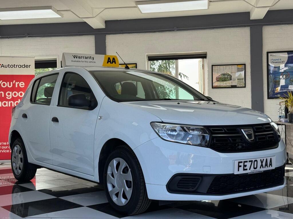 Dacia Sandero Hatchback 1.0 Sce Essential Euro 6 202070 White