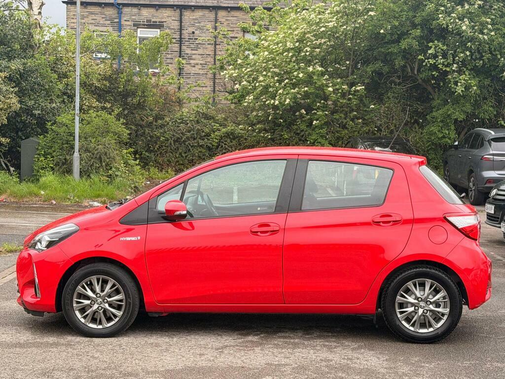 Toyota Yaris 1.5 Vvt-h Icon E-cvt Euro 6 S S YE19KNM Red #5