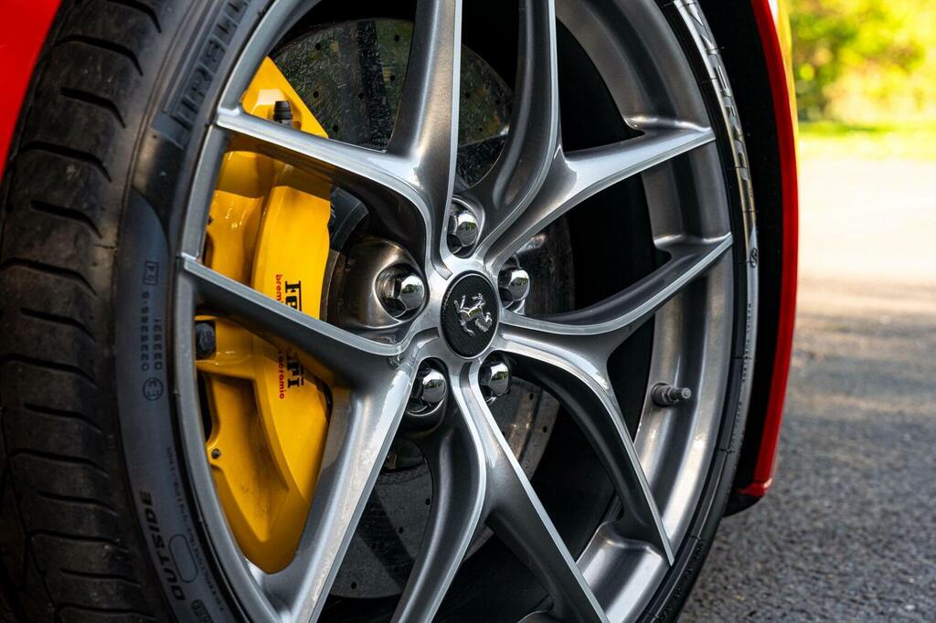 Ferrari F12 Berlinetta F12 Berlinetta Ab Red #37