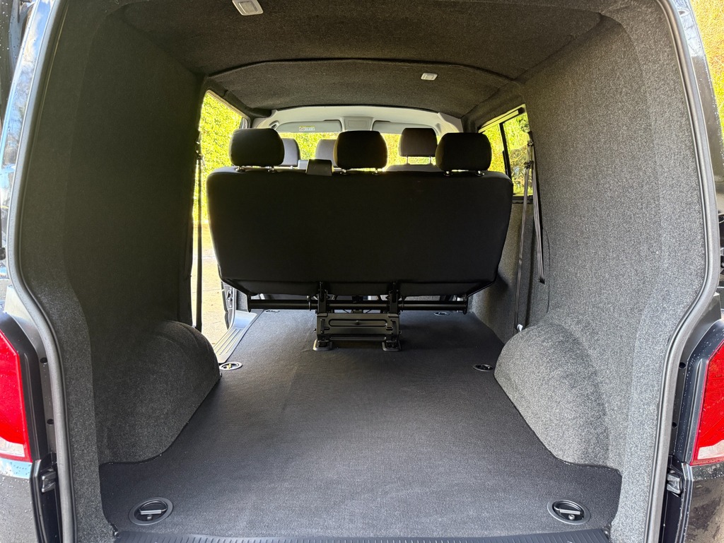 Volkswagen Transporter 2.0 Tdi 6 Seat Kombi Highline Sw FY72UEP Black #3