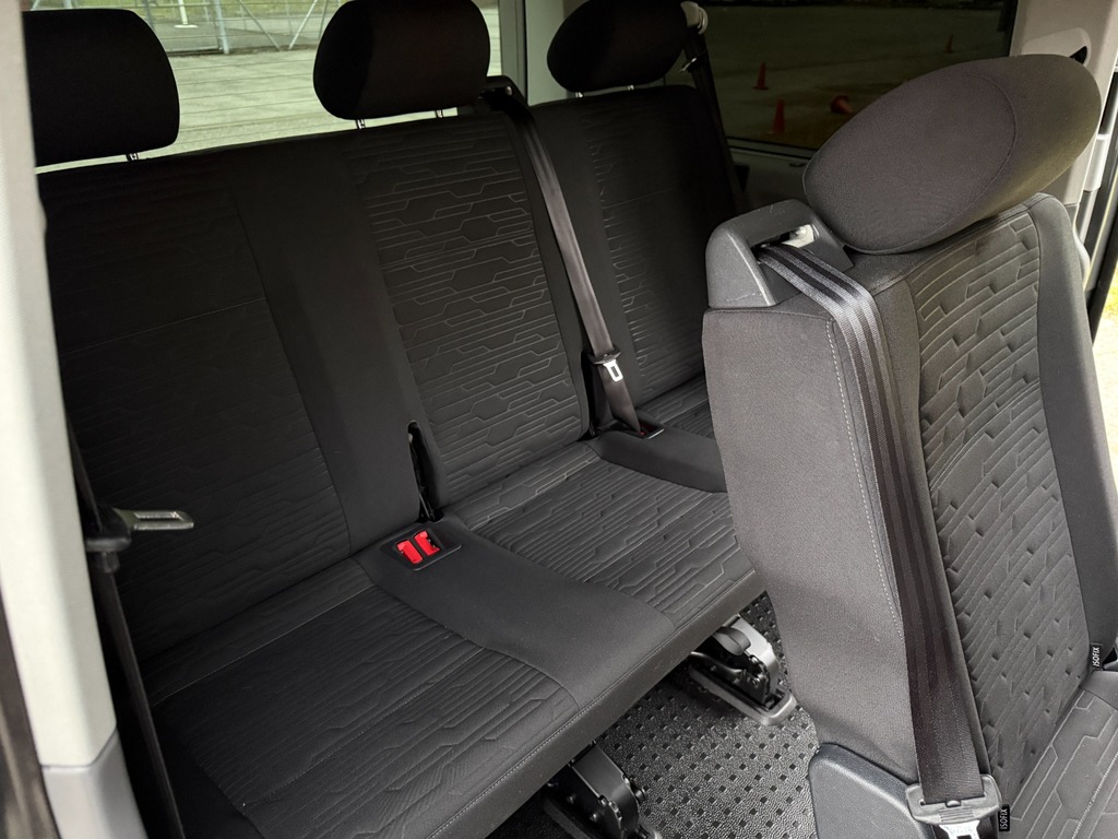 Volkswagen Transporter Shuttle 2.0 Tdi Se 150 7 Speed Dsg Swb In Indium Grey WR20LJK Grey #4