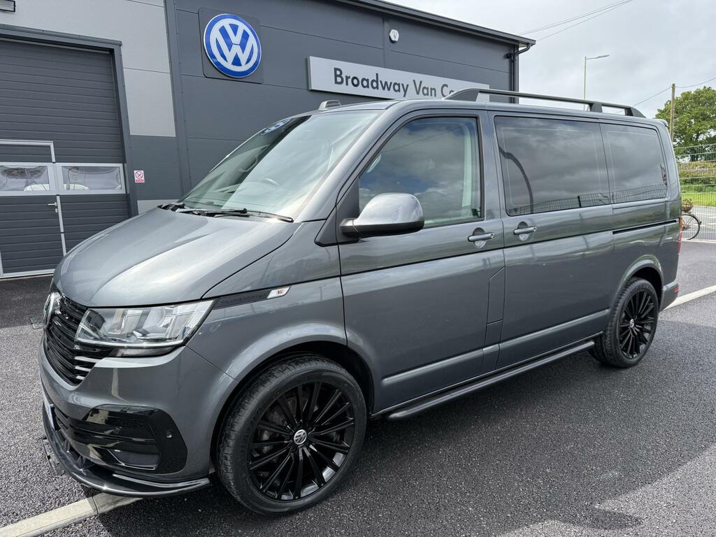 Volkswagen Transporter Shuttle 2.0 Tdi Se 150 7 Speed Dsg Swb In Indium Grey Grey