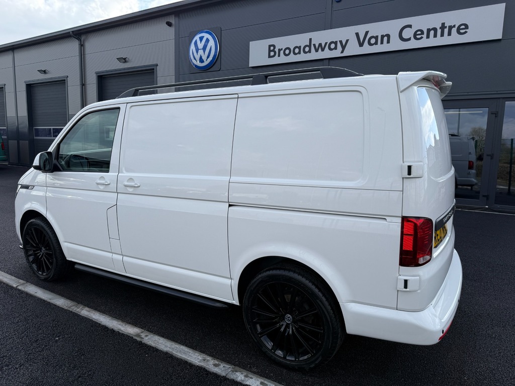Volkswagen Transporter 2.0 Tdi 150 6 Speed Startline Panel Van RE21NHU White #5