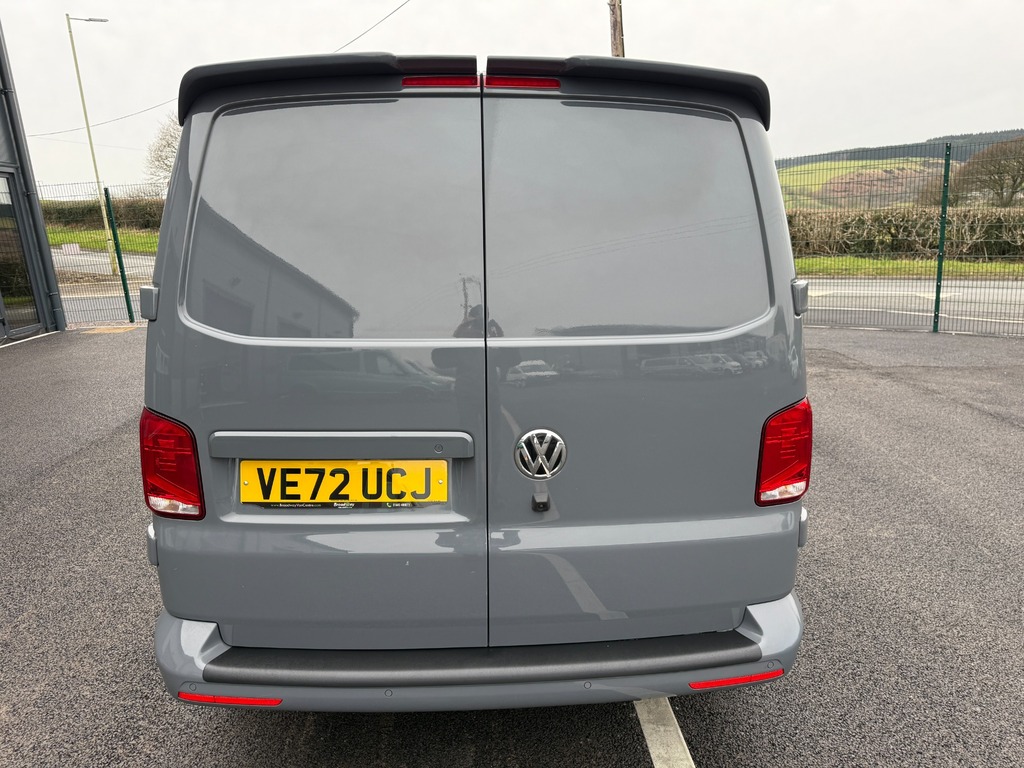 Volkswagen Transporter 2.0 Tdi 6 Seat Kombi Highline Sw VE72UCJ Grey #5