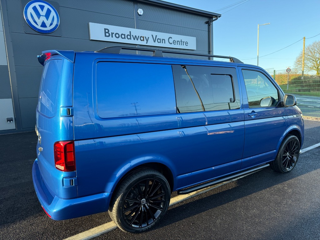 Volkswagen Transporter 2.0 Tdi 6 Seat Kombi Highline Sw VO23NPX Blue #5