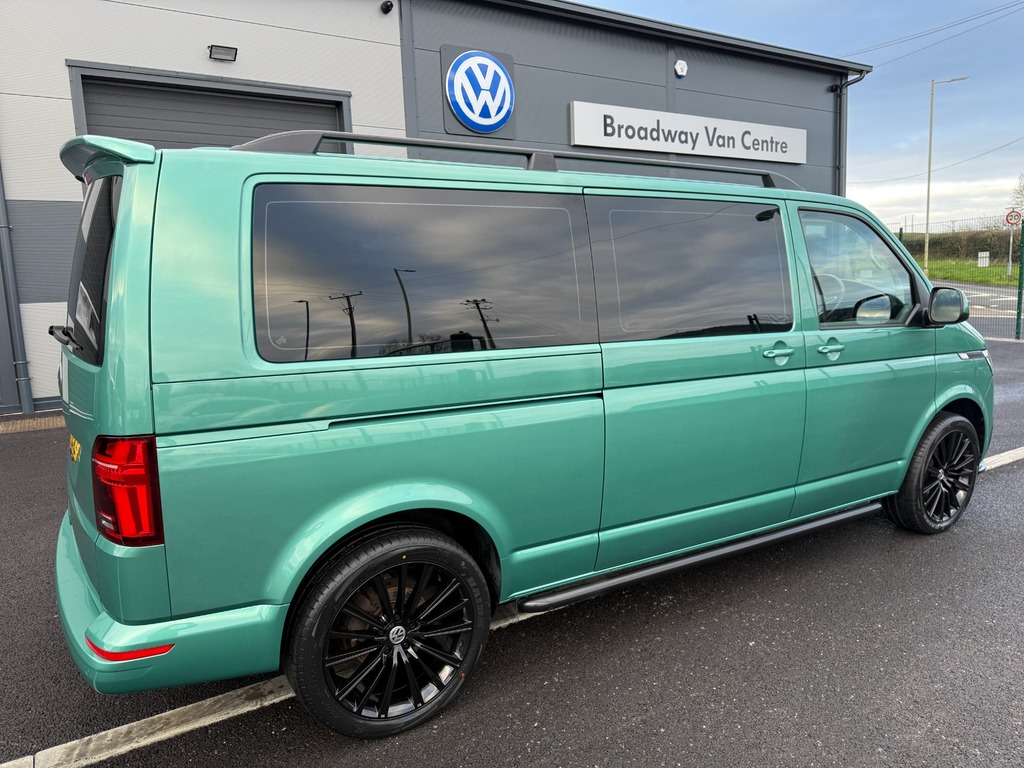 Volkswagen Transporter Shuttle 2.0 Tdi Se 150 7 Speed Dsg Lwb In Bay Leaf Gr Green #6