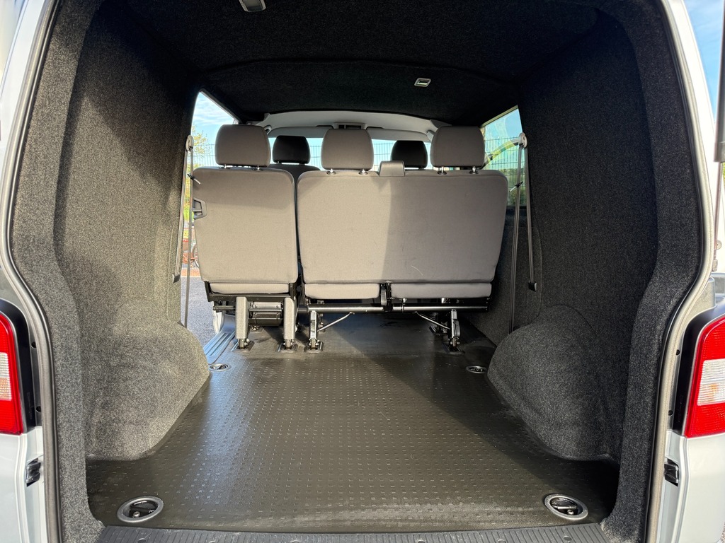 Volkswagen Transporter 2.0 Bitdi T5.1 180 6 Speed Highline Kombi Dies VU63ODC Silver #3