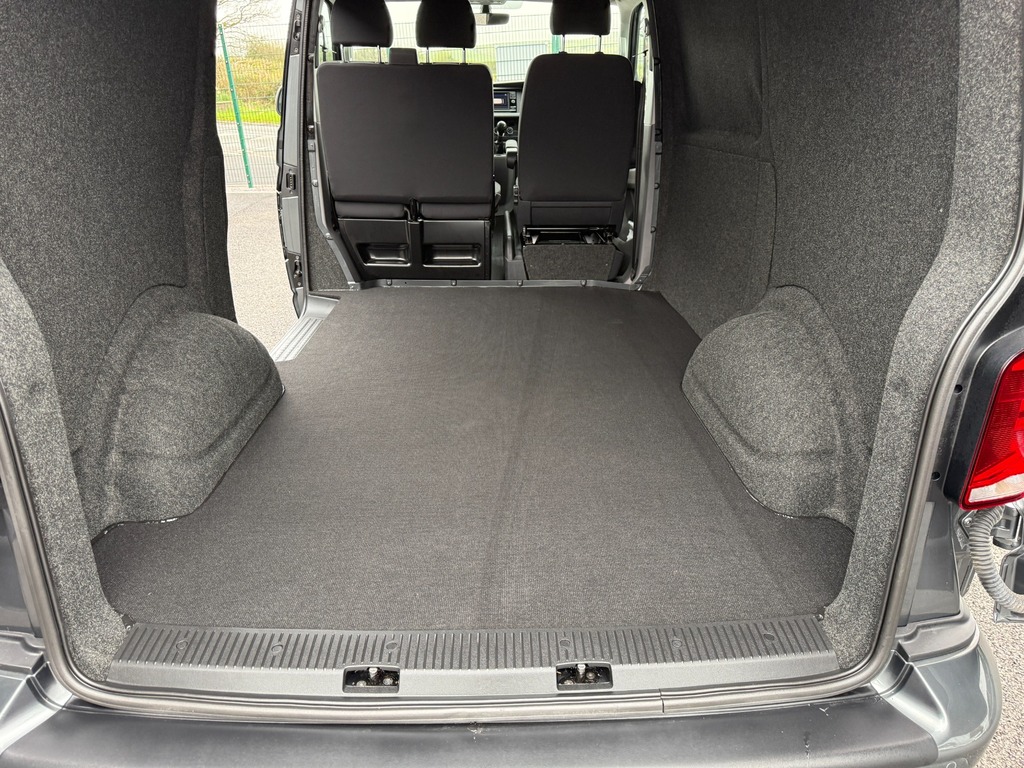 Volkswagen Transporter 2.0 Tdi Highline Panel Van Swb I RE73DWL Grey #3