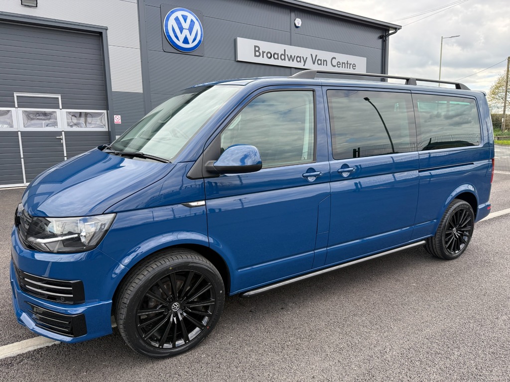 Volkswagen Transporter Shuttle 2.0 Tdi Lwb In Ocean Blue - Euro Six Blue