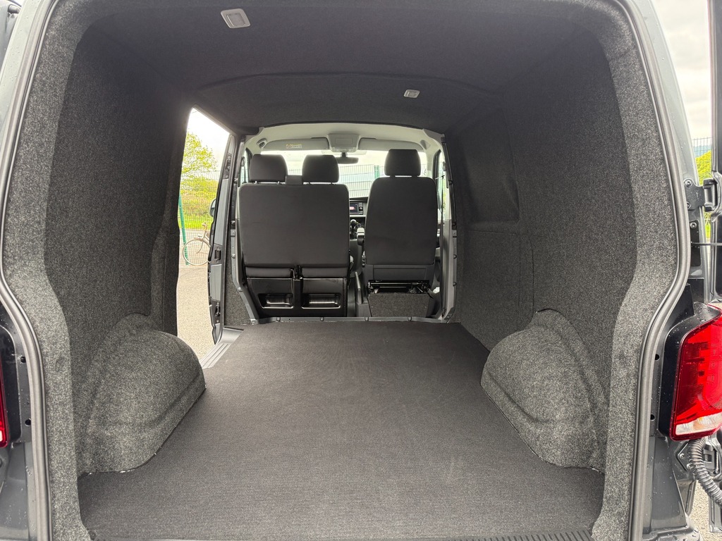 Volkswagen Transporter 2.0 Tdi 150 6 Speed Highline Panel Van FL23TXG Grey #3