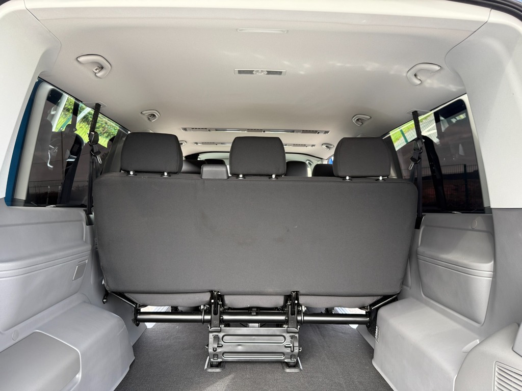 Volkswagen Transporter Shuttle 2.0 Tdi Se 150 7 Speed Dsg Lwb In Ravenna Blu Blue #3