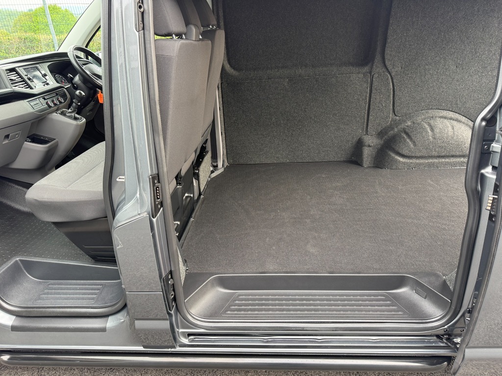 Volkswagen Transporter 2.0 Tdi Startline Panel Van Swb GK74FVB Grey #4
