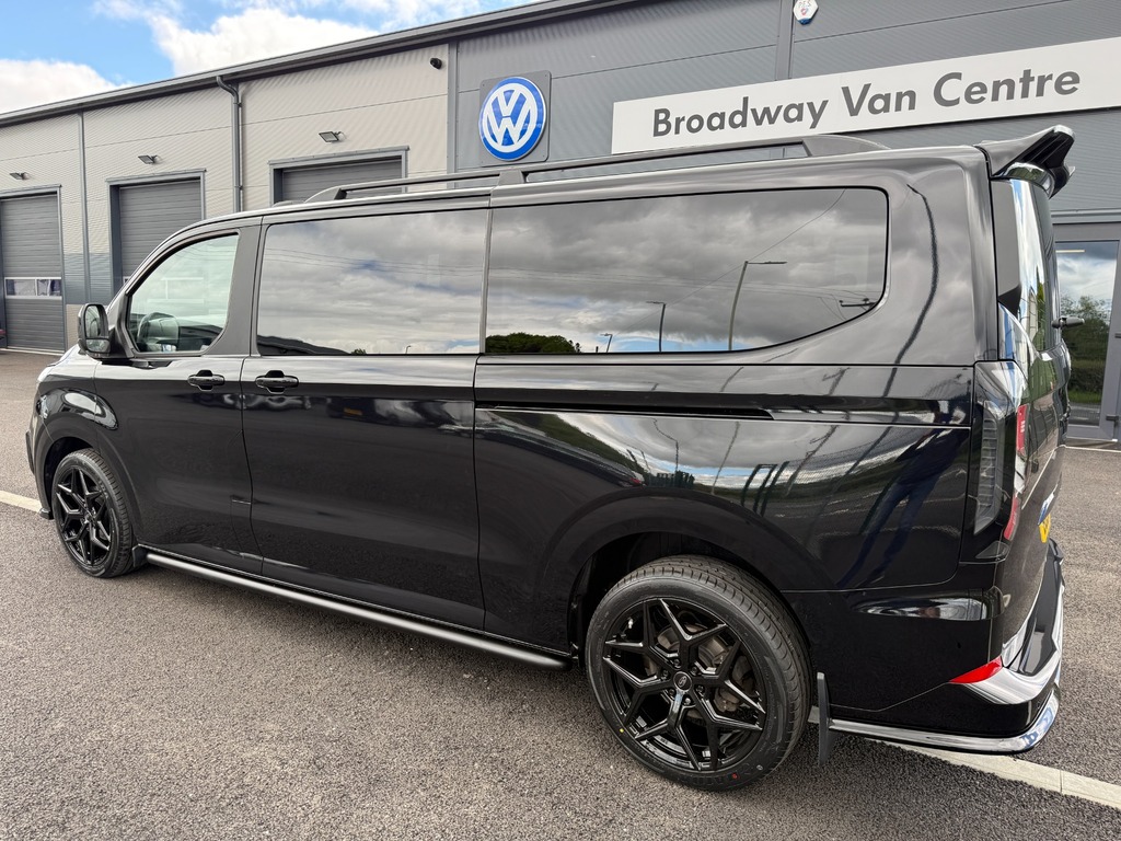 Ford Tourneo Custom 2.0 320 Ecoblue Titanium Minibus Double Cab Di Black #6