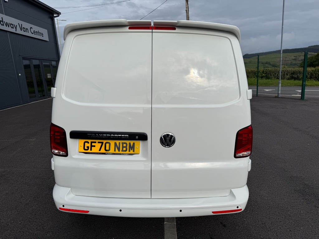 Volkswagen Transporter 2.0 Tdi Startline Panel Van Lwb GF70NBM White #5
