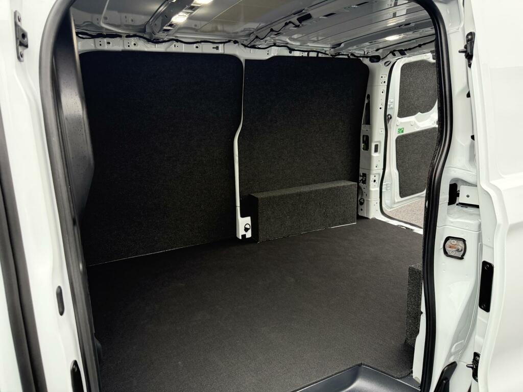 Ford Transit Custom 2.0 320 136 6 Speed Ecoblue Limited Panel Van MM74YOD White #4