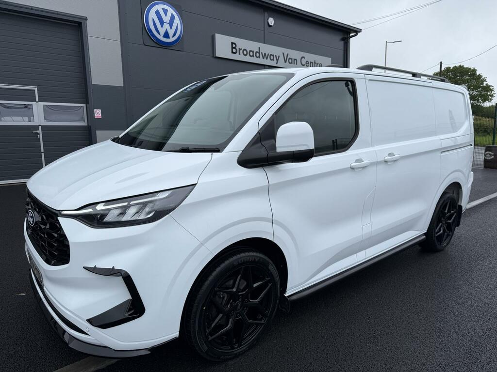 Ford Transit Custom 2.0 320 136 6 Speed Ecoblue Limited Panel Van White