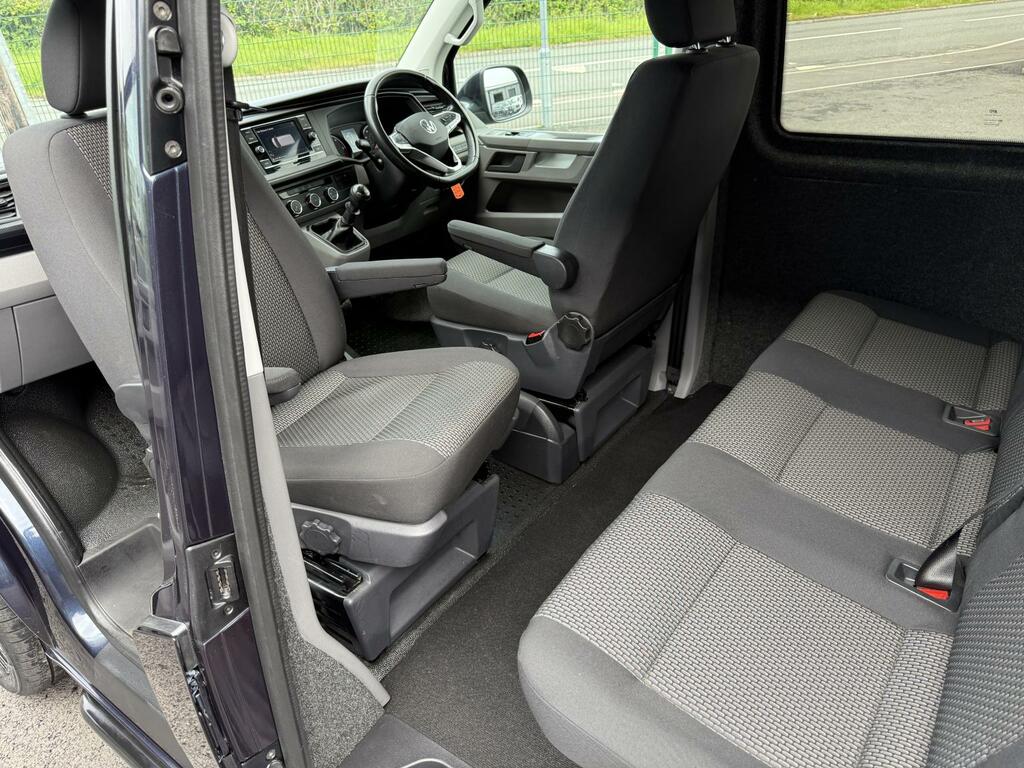 Volkswagen Transporter 2.0 Tdi 5 Seat Kombi Highline Sw VK23EYR Blue #4