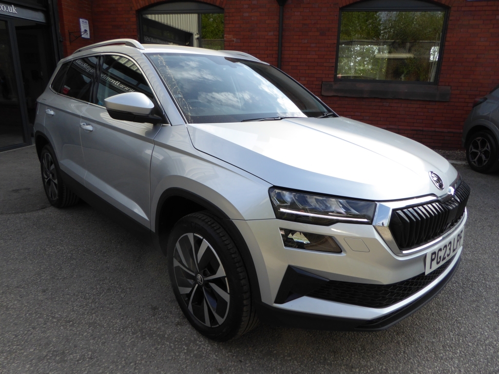 Skoda Karoq 1.5 Se L Tsi Dsg PG23LPF Silver #2