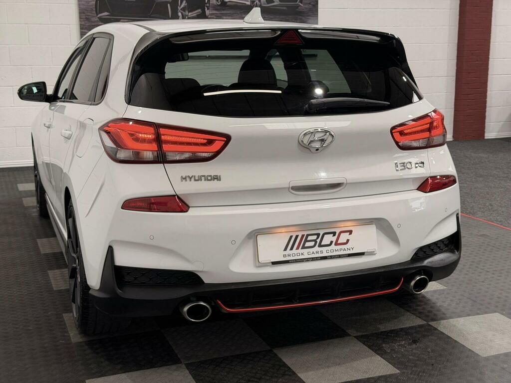 Hyundai I30 2.0 T-gdi N Performance Euro 6 Ss VK69YTP White #2