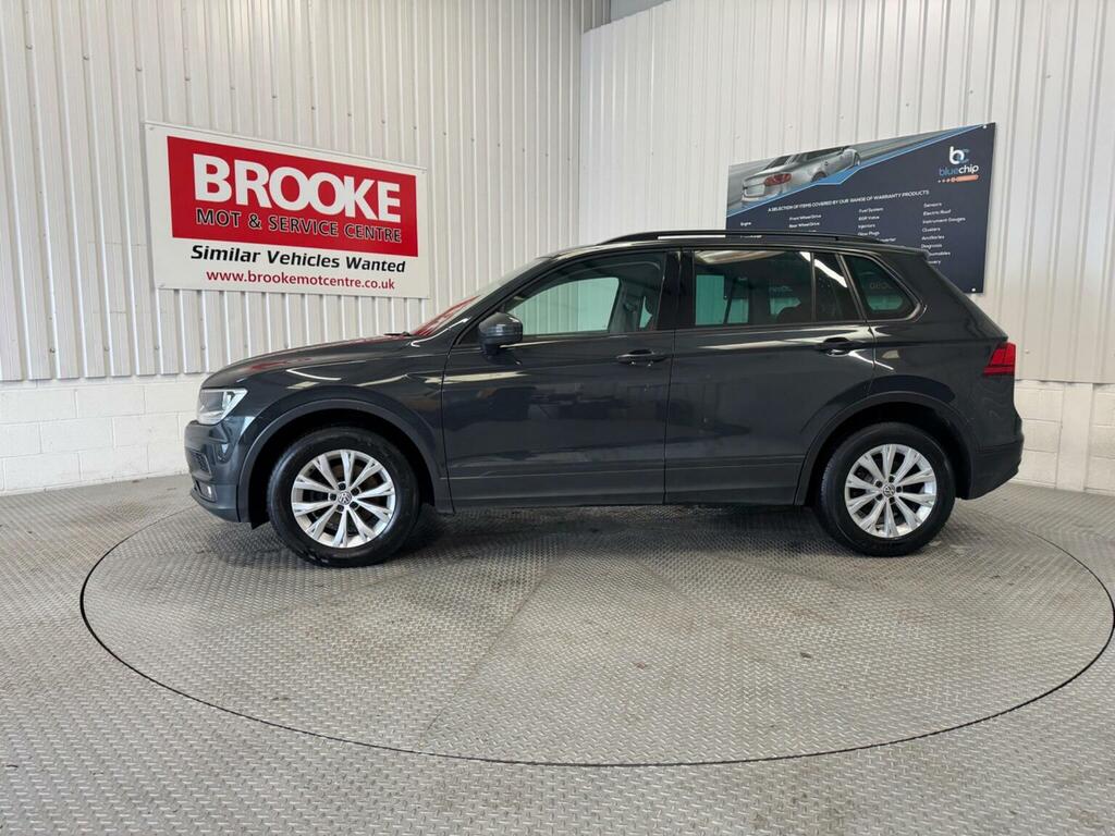 Volkswagen Tiguan Suv 1.4 Tsi S Euro 6 Ss 201767 VN67EYP Grey #4