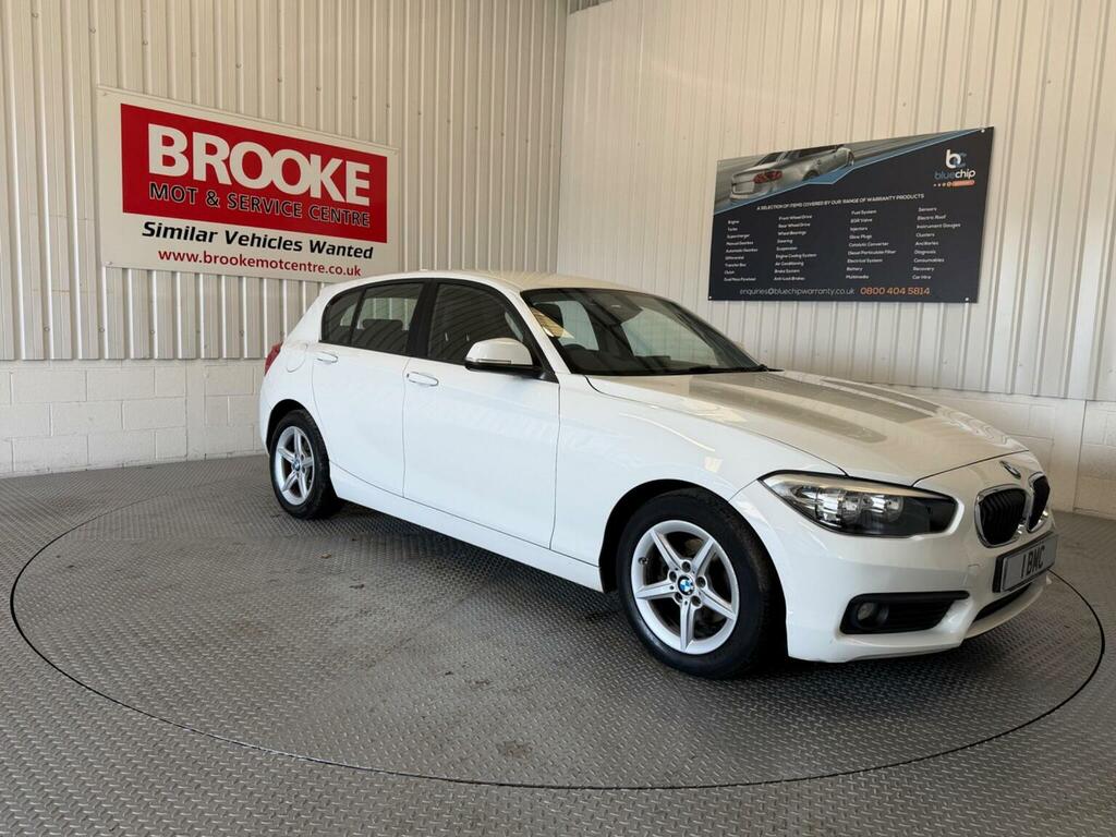 BMW 1 Series Hatchback 1.5 118I Se Euro 6 Ss 201717 White