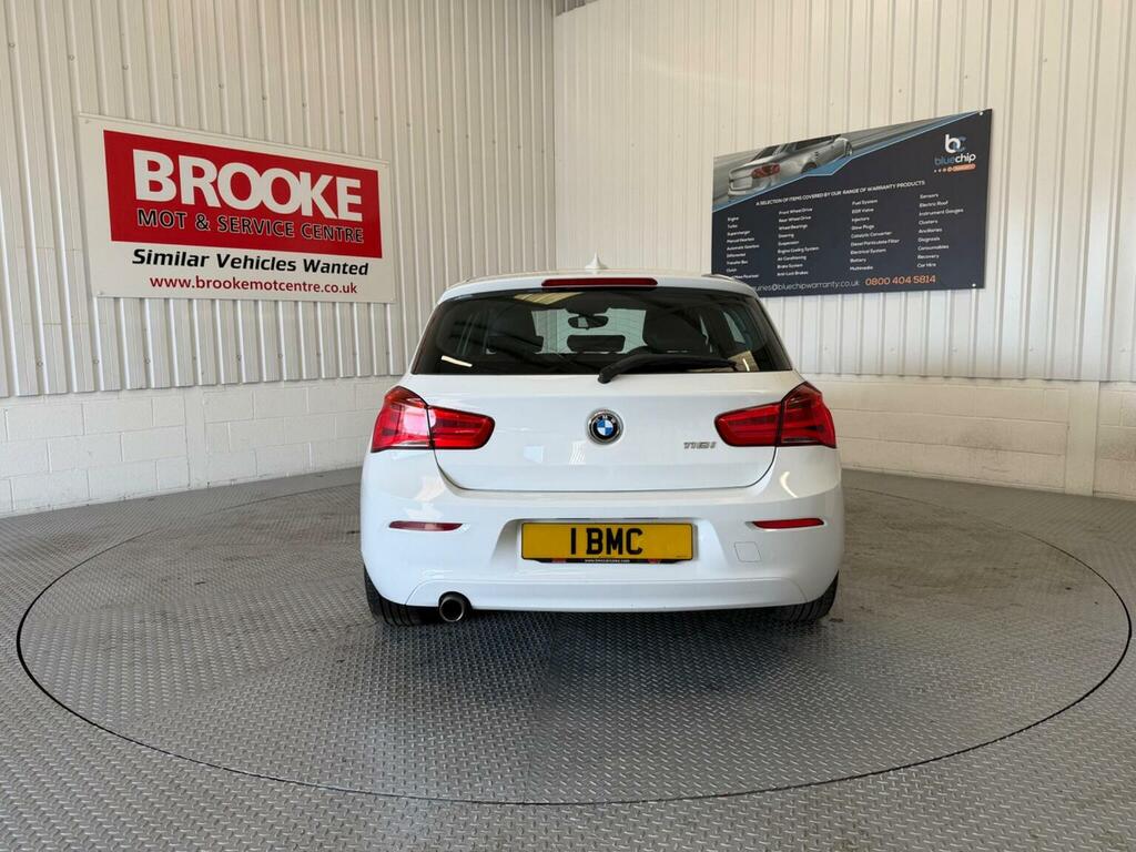 BMW 1 Series Hatchback 1.5 118I Se Euro 6 Ss 201717 LO17UGT White #4