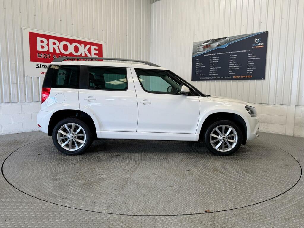 Skoda Yeti Suv 1.2 Tsi Se Euro 5 201414 HW14JHK White #2