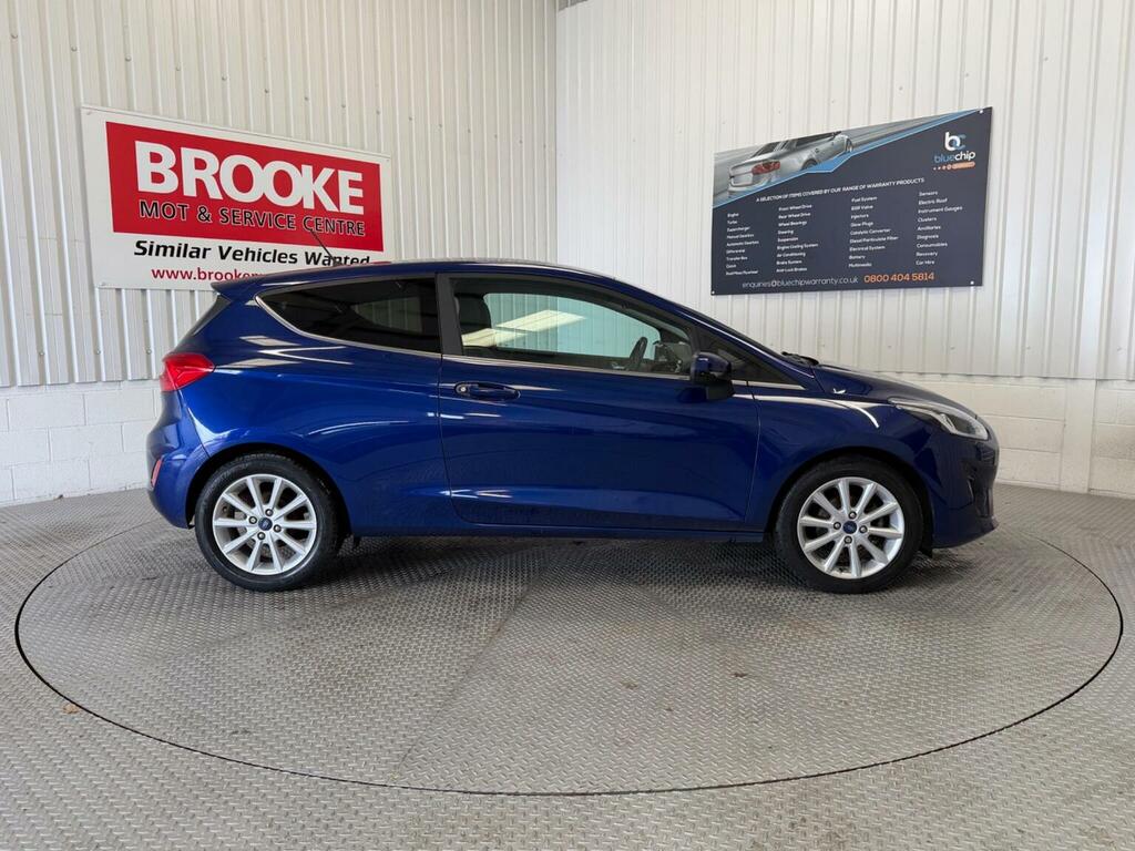 Ford Fiesta Hatchback 1.0T Ecoboost Titanium Euro 6 Ss MD67BZS Blue #2