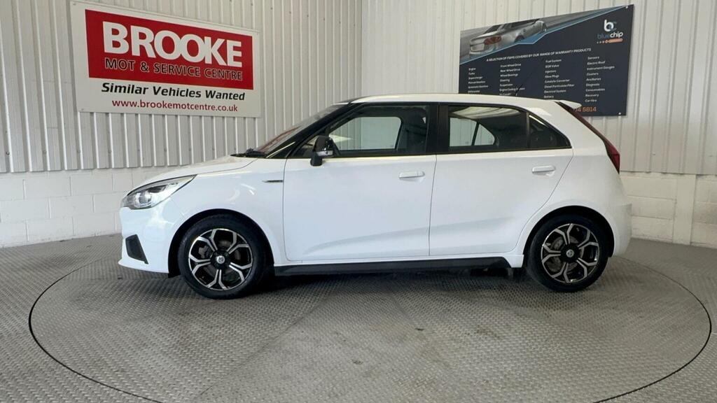 MG MG3 Hatchback 1.5 Vti-tech Excite Euro 6 Ss 20 RF68XNE White #4