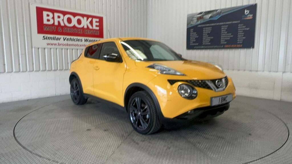 Nissan Juke Suv 1.2 Dig-t N-connecta Euro 6 Ss 201665 Yellow