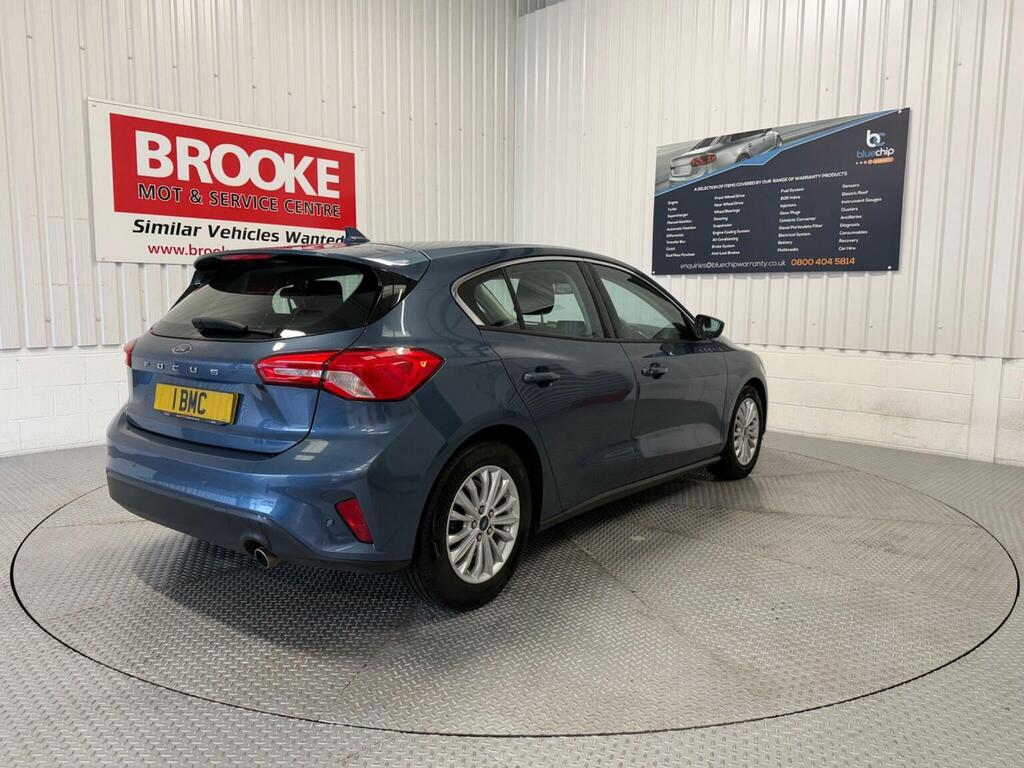 Ford Focus Hatchback 1.5 Ecoblue Titanium Euro 6 Ss 5 FA19CVR Blue #3