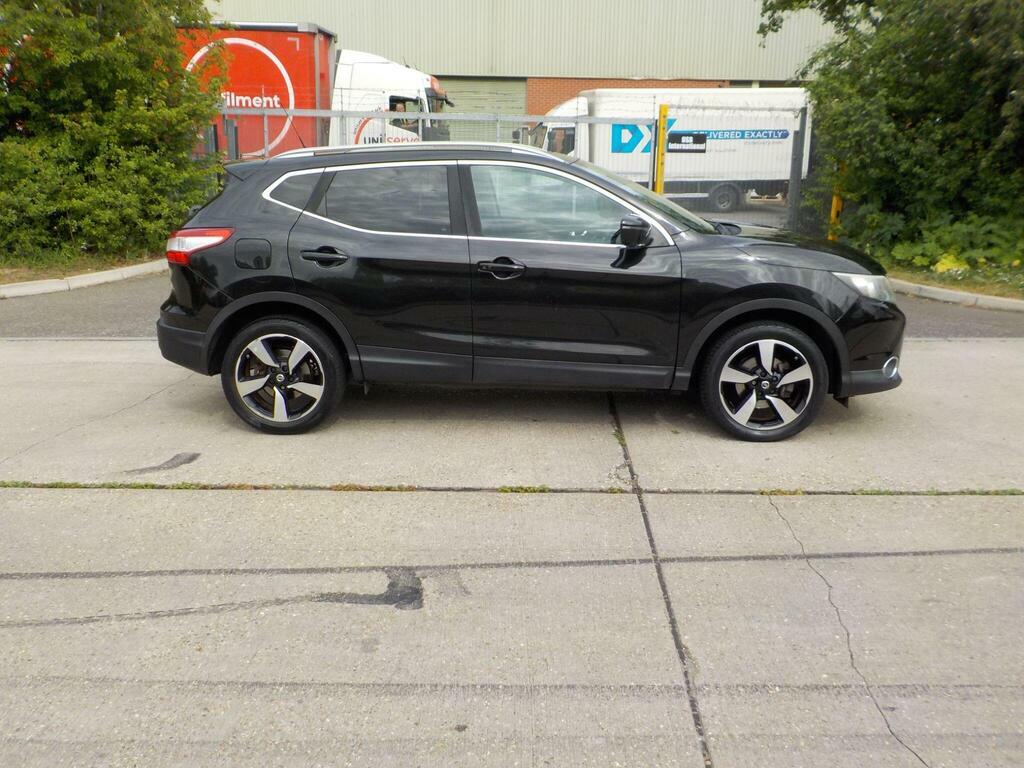 Nissan Qashqai 1.2 Dig-t N-tec 2Wd Euro 5 S S Black