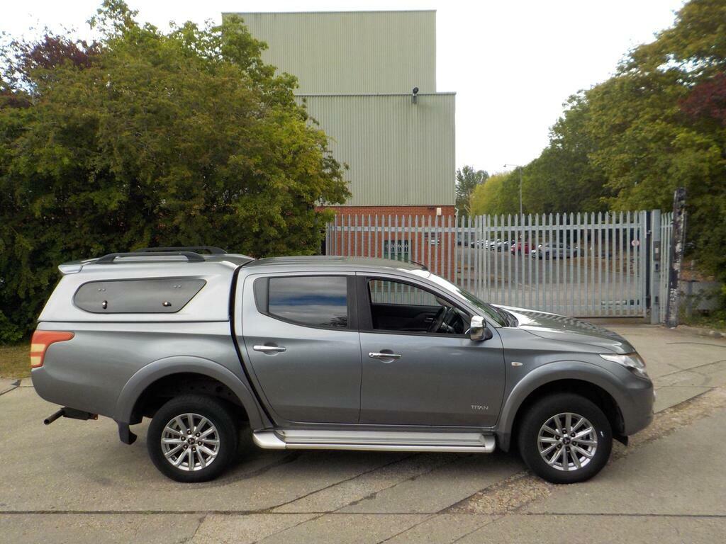 Mitsubishi L200 2.4 Di-d Dc Titan 4Wd Euro 6 WR67NPZ Grey #3