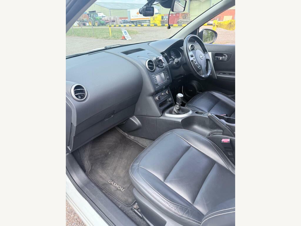 Nissan Qashqai 1.6 Dci Tekna 2Wd Euro 5 White #4