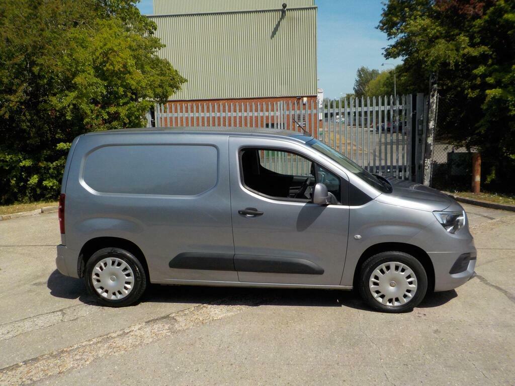 Vauxhall Combo 1.5 Turbo D 2000 Sportive Panel Van  Grey #3