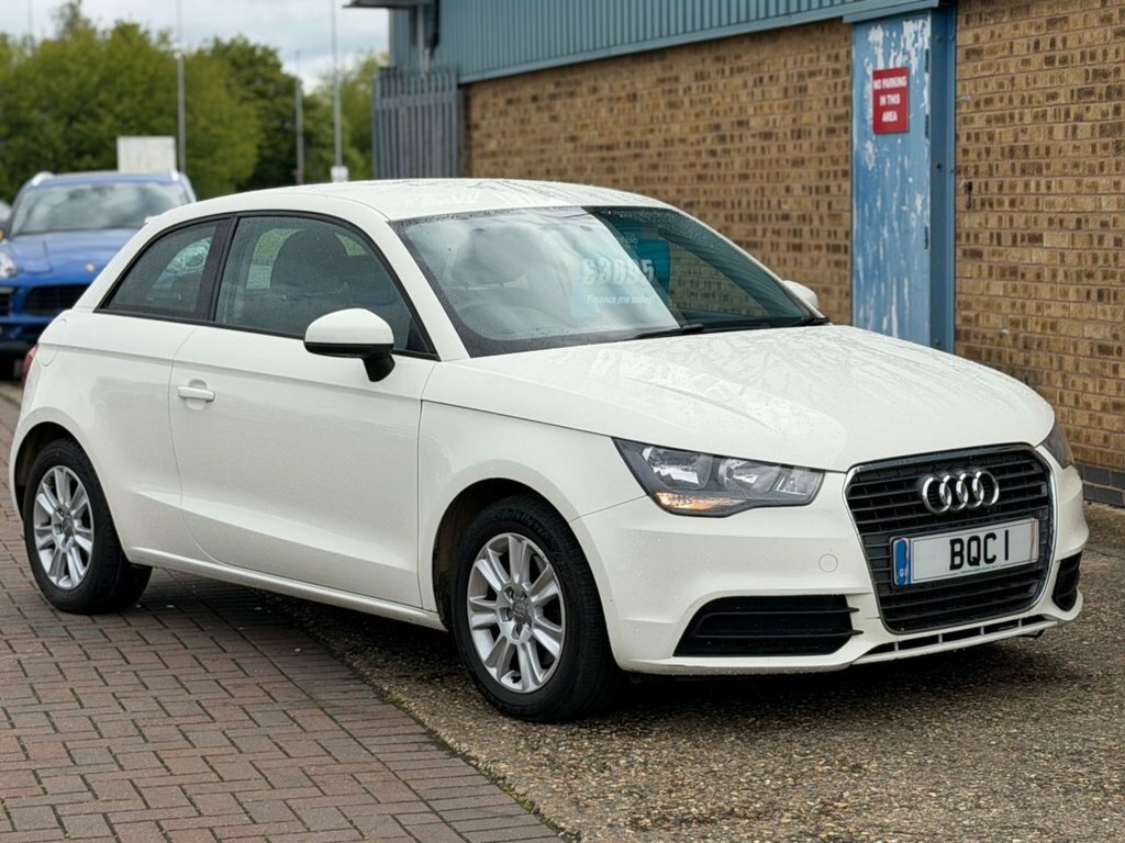 Audi A1 1.6L Se White