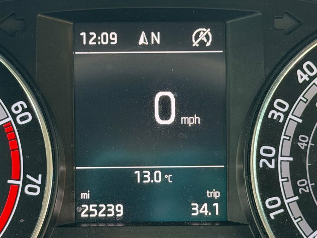 Skoda Fabia 1L Se L HT69CYF Silver #4