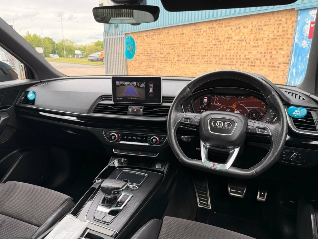 Audi Q5 2L Black Edition NU69HJC Grey #2