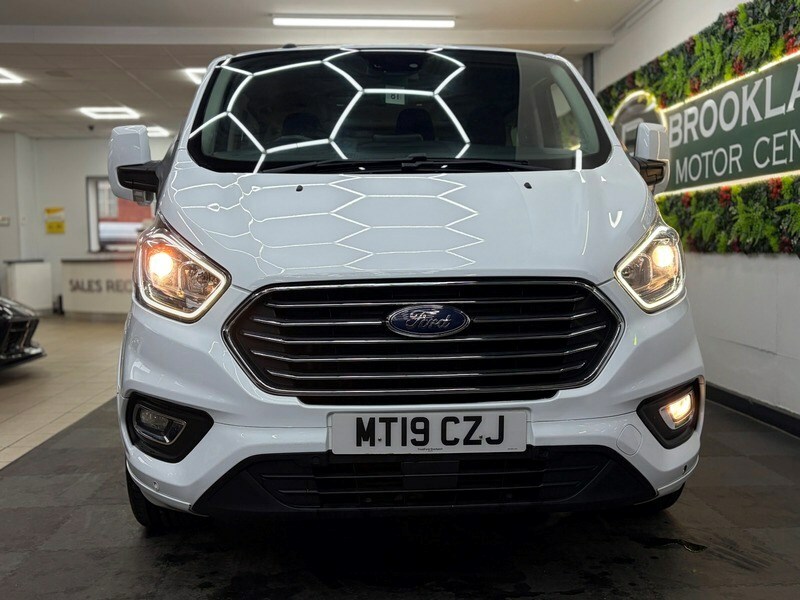 Ford Tourneo Custom 310 Titanium Stunning Example MT19CZJ White #5
